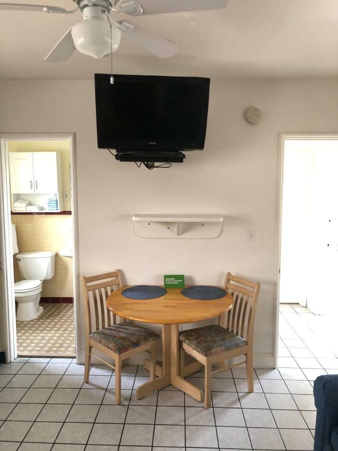 Arvilla Resort 세인트피트비치 외부 사진